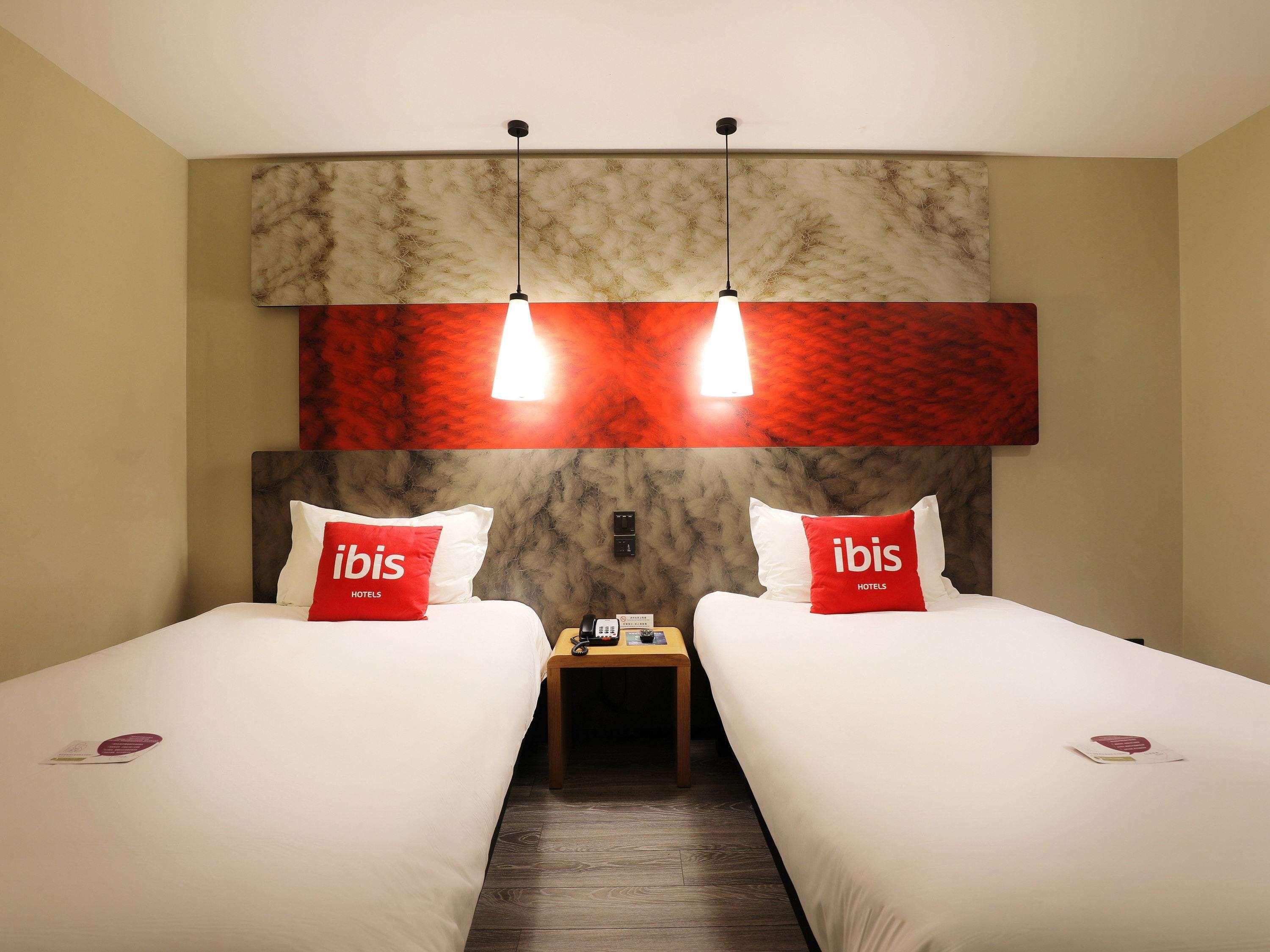 Ibis Dujiangyan Hotel Ченду Екстер'єр фото