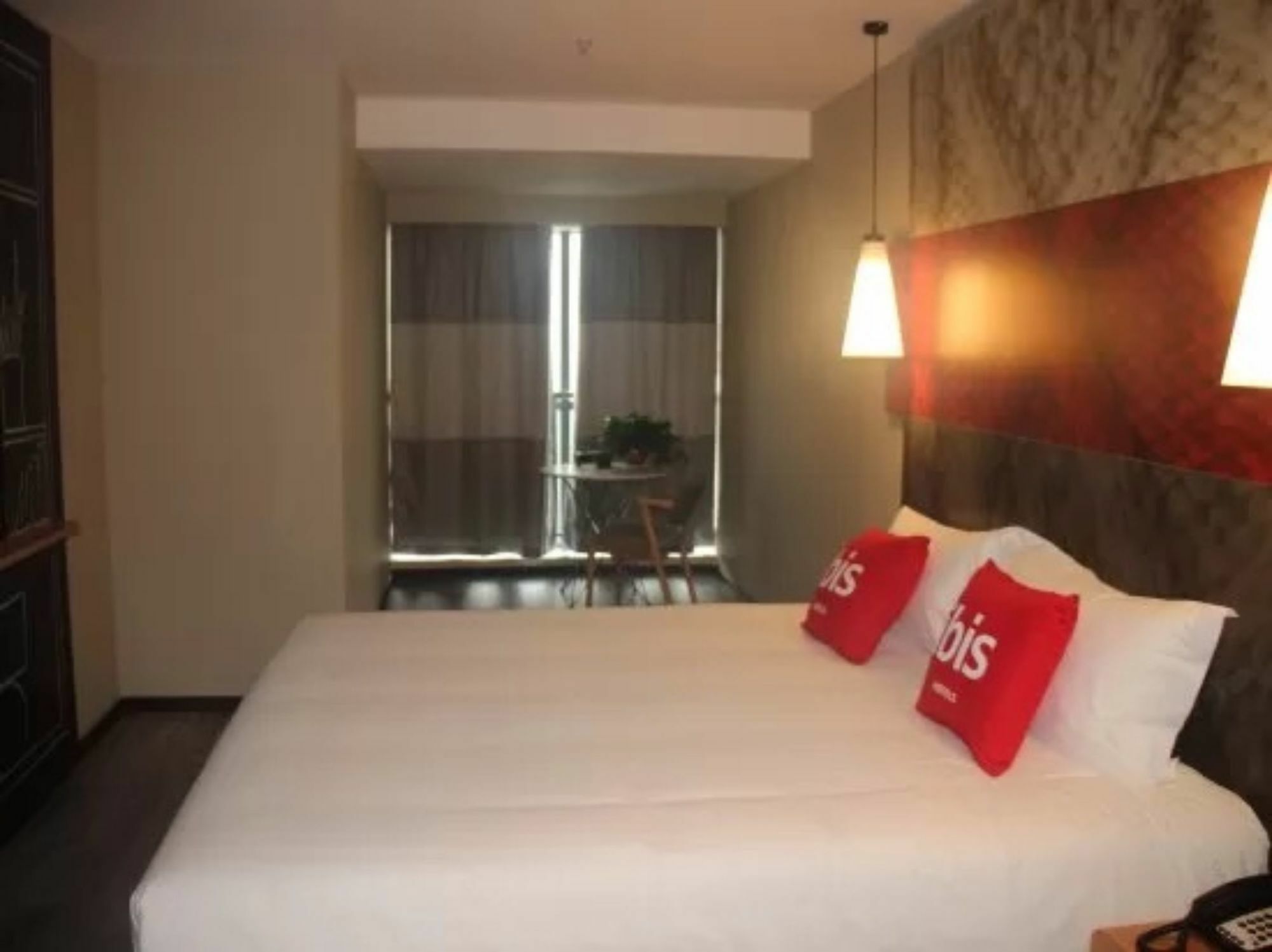 Ibis Dujiangyan Hotel Ченду Екстер'єр фото